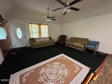 7.10 beautiful acres, with 3 homes. The main home is two story - photo 8