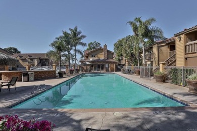 Welcome to this 2 bedroom, 2 bathroom ground-floor corner condo - photo 10