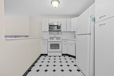 Showings by appointment - photo 10