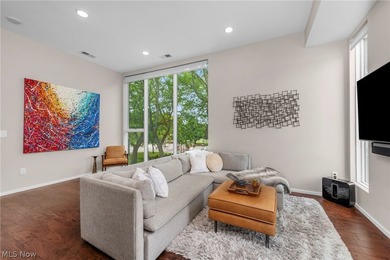 Stunning, impeccably maintained luxury corner townhome in the - photo 15