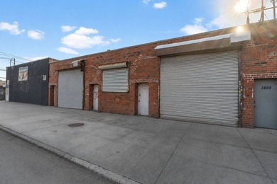 For Sale , Warehouse Mint! 1 Story Garage/ Warehouse. High - photo 1