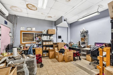 For Sale , Warehouse Mint! 1 Story Garage/ Warehouse. High - photo 7
