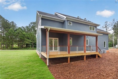 Discover unparalleled modern living in this brand-new, move-in - photo 4