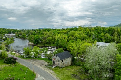 Lake Champlain - Essex County Home For Sale in Willsboro New York