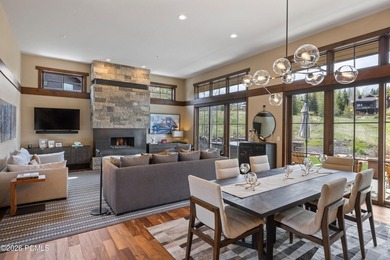 There aren't many homes where you can watch a golf shot land - photo 5