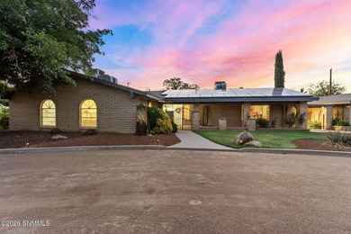 Rare find on a half-acre lot: four-car garage, heated pool, 32 - photo 2