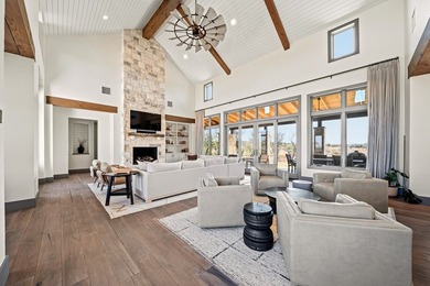 Perched at the highest point of Boot Ranch, 3024 Boot Ranch - photo 4