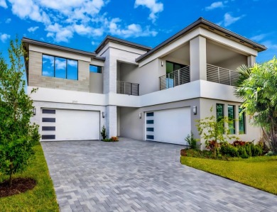 Lake Home For Sale in Boca Raton, Florida