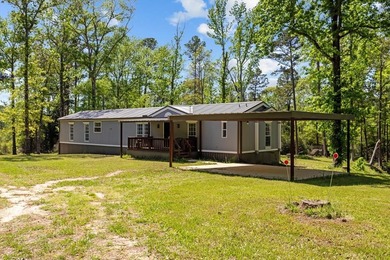 Lake Home Sale Pending in Grapeland, Texas