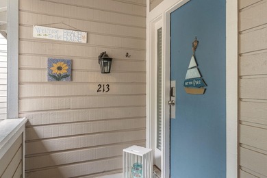 A must see!!! Beautiful coastal cottage in the highly sought - photo 6