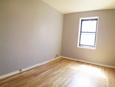 Imagine waking up to sunshine pouring into your living room - photo 17
