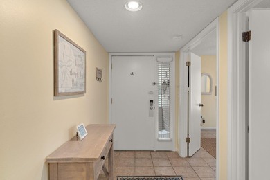 A must see!!! Beautiful coastal cottage in the highly sought - photo 8