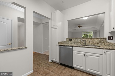 Beautifully maintained, freshly painted, and elevator-accessible - photo 21