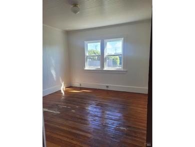 1920 Craftsman 2-bed 1-bath house with detached 1000 sq. ft - photo 22