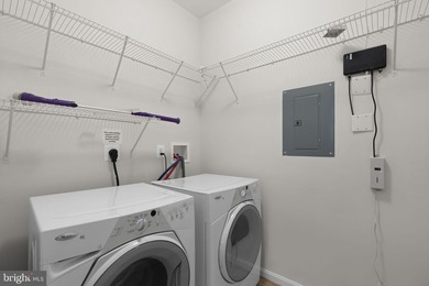 Beautifully maintained, freshly painted, and elevator-accessible - photo 23