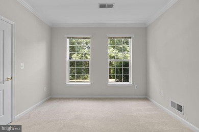 Beautifully maintained, freshly painted, and elevator-accessible - photo 26