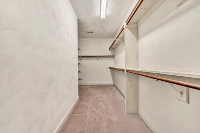 Great opportunity in the Glen - Condo with amazing views, tons