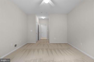 Beautifully maintained, freshly painted, and elevator-accessible - photo 37