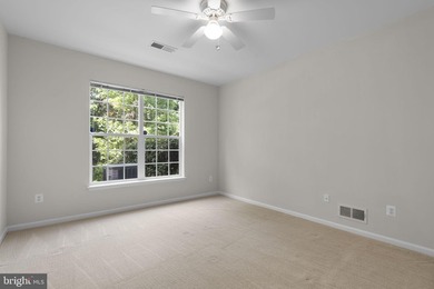 Beautifully maintained, freshly painted, and elevator-accessible - photo 39