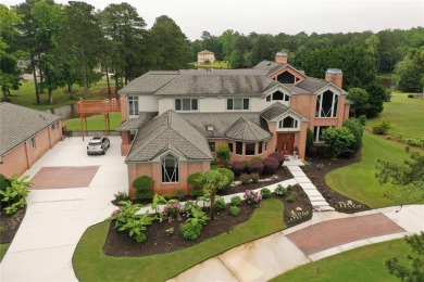 Lake Home For Sale in Lithonia, Georgia