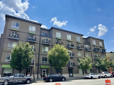 Ohio River Condo For Sale in Louisville Kentucky