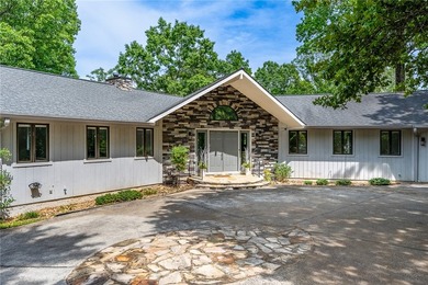Here it is, an exceptional lifestyle in this captivating Salem - photo 1