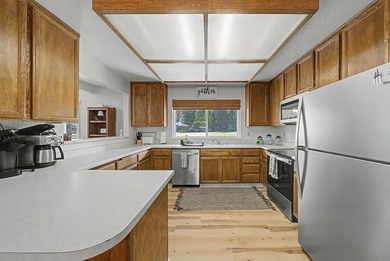 Take your clients to see this lovely condo located on the 5th - photo 19