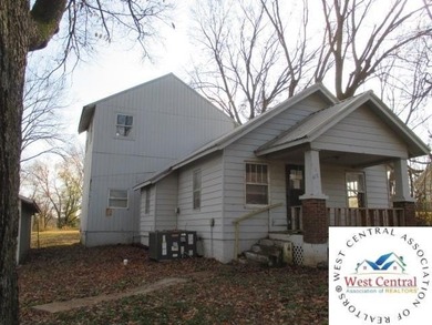 Lake of the Ozarks Home For Sale in Warsaw Missouri