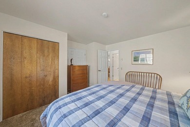 Take your clients to see this lovely condo located on the 5th - photo 28