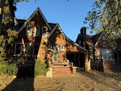 Lake Saint Clair Home For Sale in Detroit Michigan