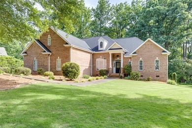 Welcome home to this spacious and beautifully designed home in - photo 1