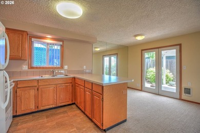 Well-maintained one-level home conveniently located in downtown - photo 11