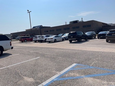 MODERN MEDICAL OFFICE CLOSE TO BAPTIST EAST ER ENTRANCE. LARGE