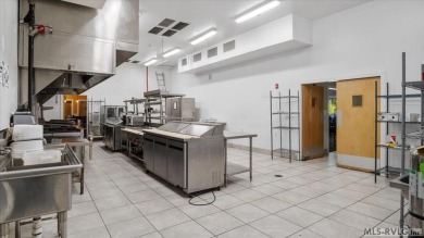 FOR SALE: 3 Acres + 13,000+ SQ FT Turn-Key Multi-Restaurant & - photo 18