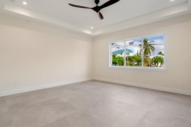 Welcome to 194 Buttonwood Lane, a rare waterfront sanctuary - photo 23