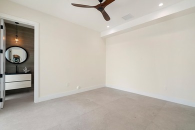 Welcome to 194 Buttonwood Lane, a rare waterfront sanctuary - photo 26