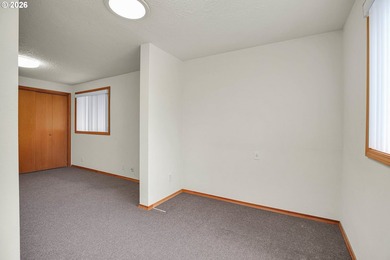 Well-maintained one-level home conveniently located in downtown - photo 27
