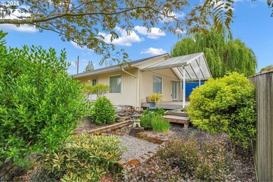 Well-maintained one-level home conveniently located in downtown - photo 32