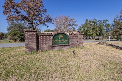 Relax and enjoy convenient living in this 2nd floor corner end - photo 33