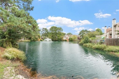 Lake Townhome/Townhouse For Sale in Chesapeake, Virginia