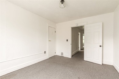 Great opportunity for both owner-occupants and investors! This - photo 15