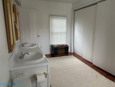 Charming, bright cottage home located on historic *Cottage Row* - photo 15