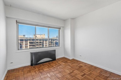 Elevate your lifestyle in this rare one-bedroom junior penthouse - photo 17