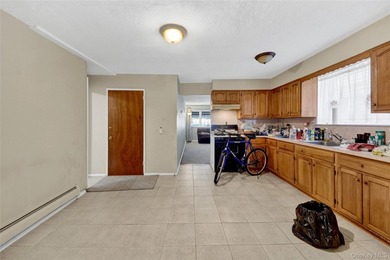 Don't miss this opportunity to own this lovely, move-in ready - photo 18