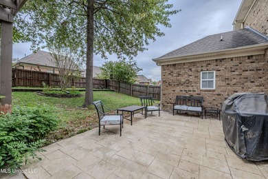 Located in a peaceful cove just minutes from Silo Square! A - photo 22