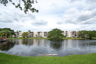 (private lake, pond, creek) Condo For Sale in Davie Florida