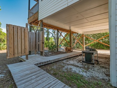 NEWER 2023 BUILT ALLIGATOR POINT GETAWAY! Paid off Solar Panel - photo 6