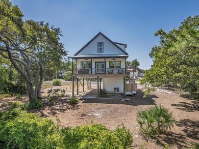 NEWER 2023 BUILT ALLIGATOR POINT GETAWAY! Paid off Solar Panel - photo 7