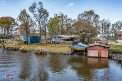 122 County Road 1974, Gary TX 75643 - Lake Home For Sale in Carthage, Texas