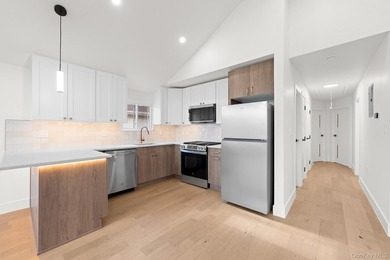 Space, style & modern luxury come together at 240-05-147th - photo 11